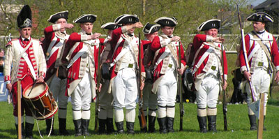 redcoats.jpg (39032 bytes)