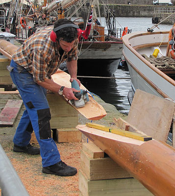 repairing the mast