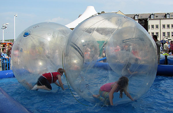 aqua zorb spheres