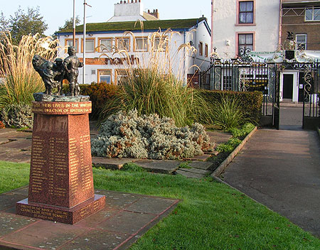 Children's Memorial in St. Nicholas gardens