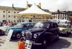 Classic cars around the Hub.