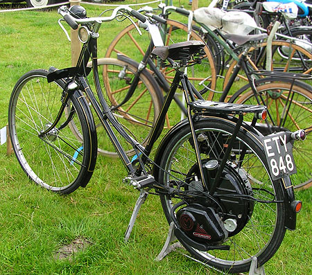 Rudge bicycle with Cyclemaster engine