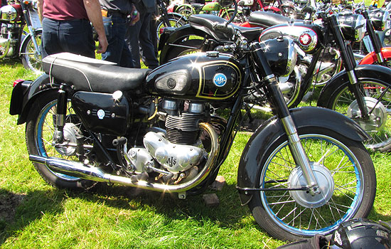 black ajs 31 650cc